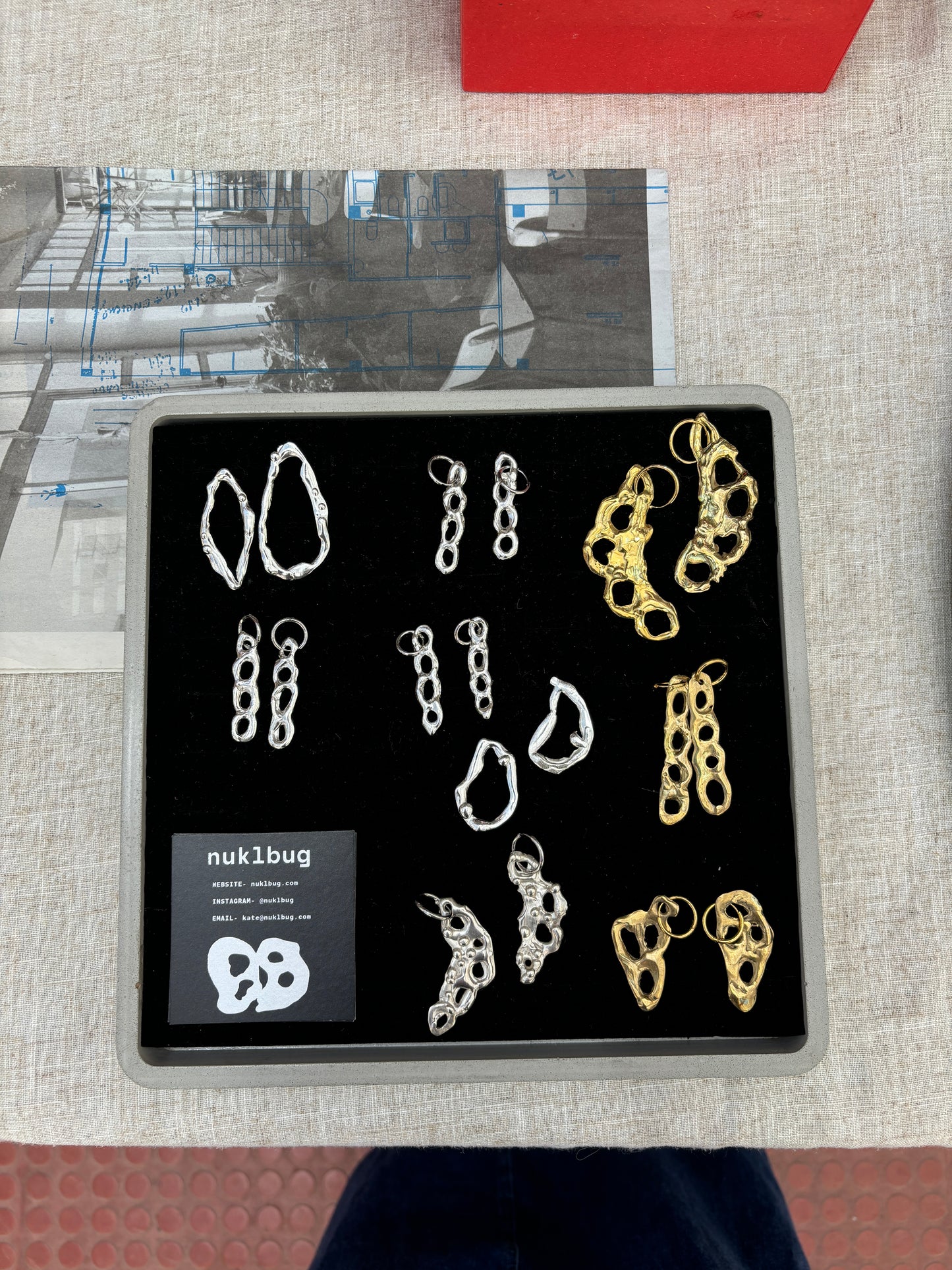 POD EARINGS